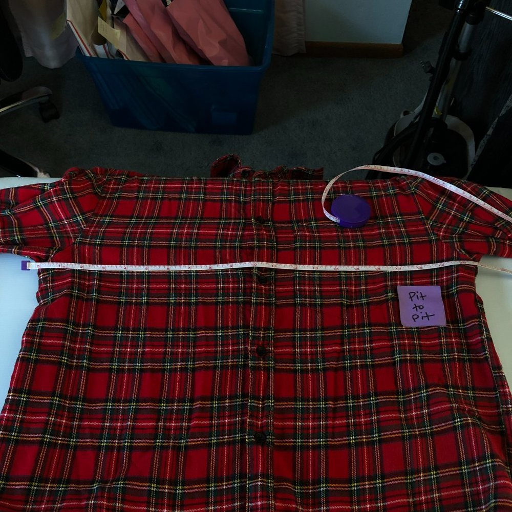 Urban Outfitters Red Cotton Plaid Flannel Button Down Shirt Autumn Fall Fashion - Picture 6 of 9
